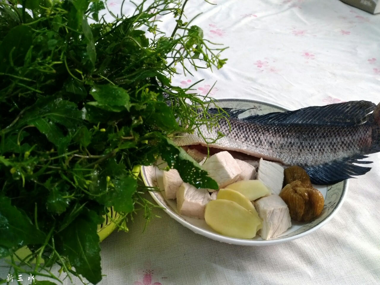 試下用野葛菜來煲湯